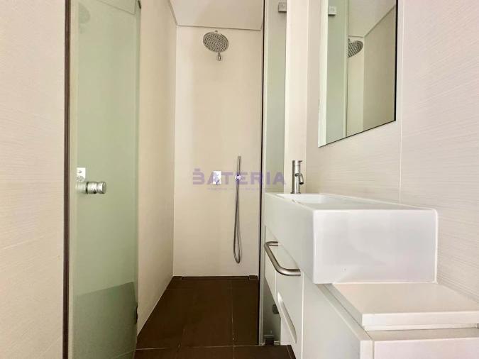 Moradia T4 para Venda em Vau Foto 18