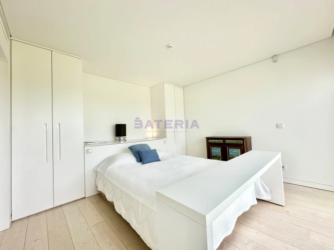 Moradia T4 para Venda em Vau Foto 15