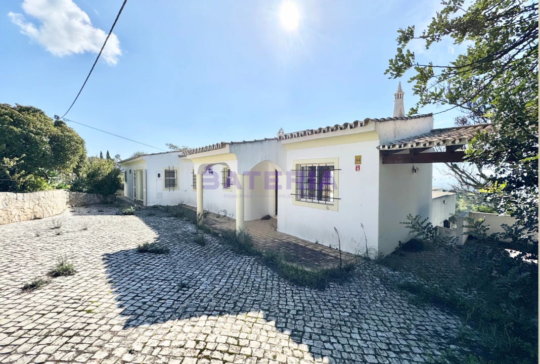 Moradia T5 para Venda em Boliqueime Foto 8