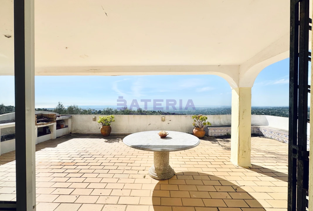 Moradia T5 para Venda em Boliqueime Foto 15