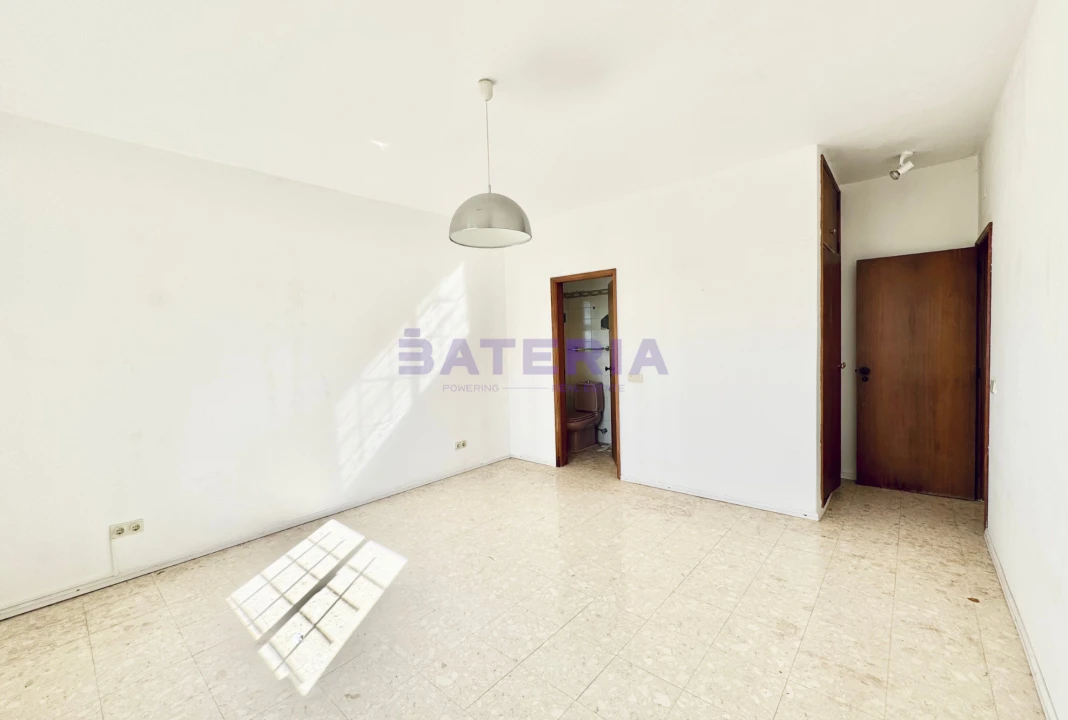 Moradia T5 para Venda em Boliqueime Foto 32