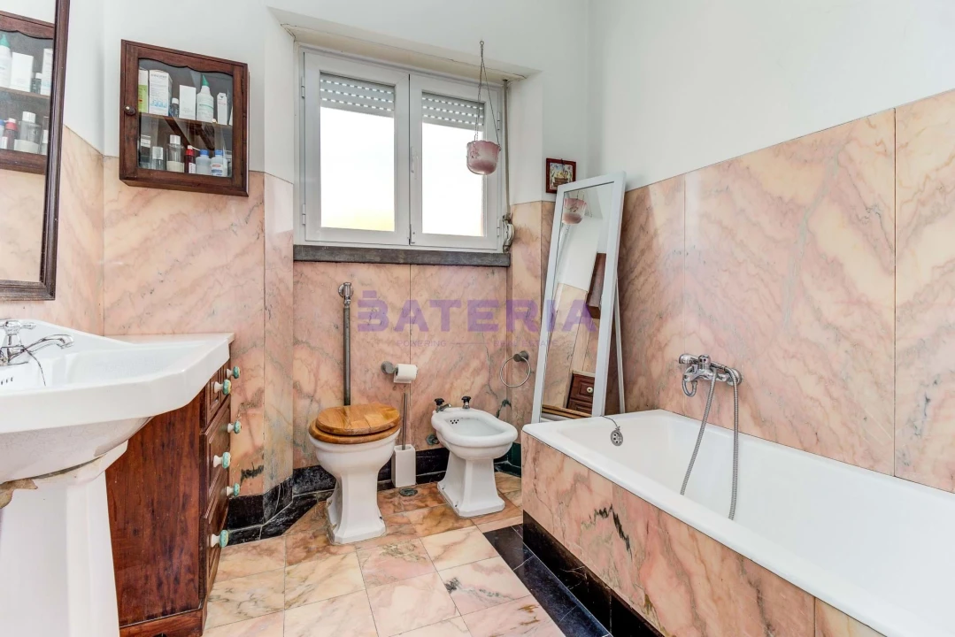 Moradia T5 para Venda em Algés, Linda-A-Velha e Cruz Quebrada-Dafundo Foto 26