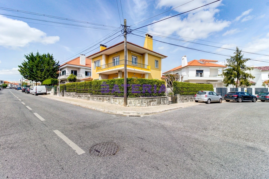 Moradia T5 para Venda em Algés, Linda-A-Velha e Cruz Quebrada-Dafundo Foto 55