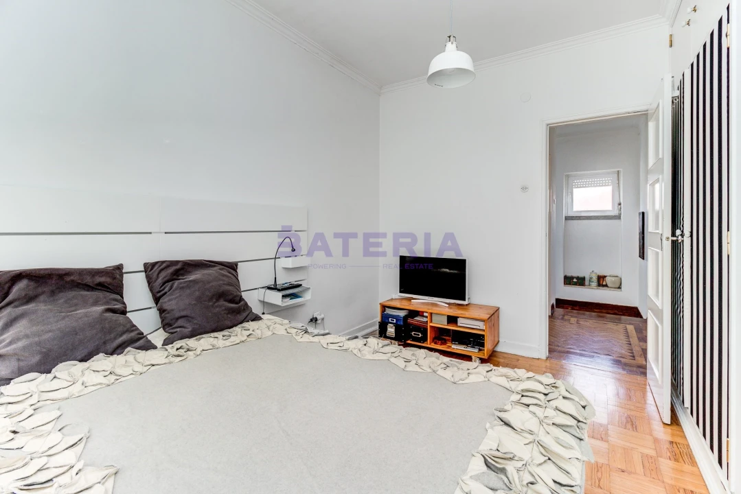 Moradia T5 para Venda em Algés, Linda-A-Velha e Cruz Quebrada-Dafundo Foto 25