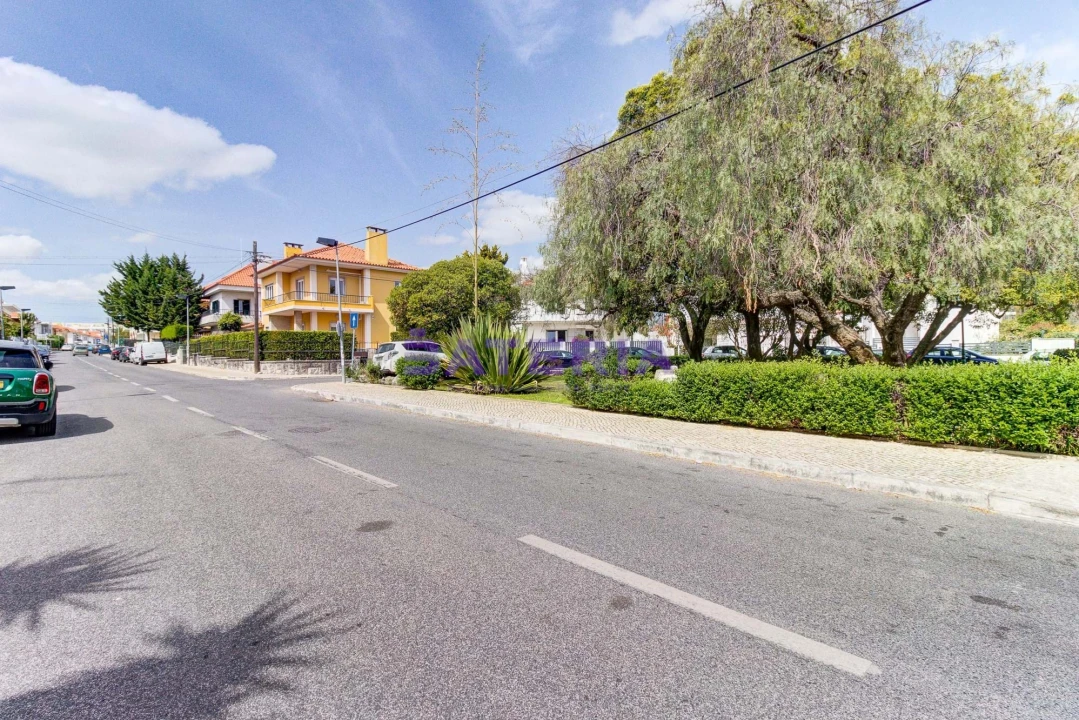 Moradia T5 para Venda em Algés, Linda-A-Velha e Cruz Quebrada-Dafundo Foto 54