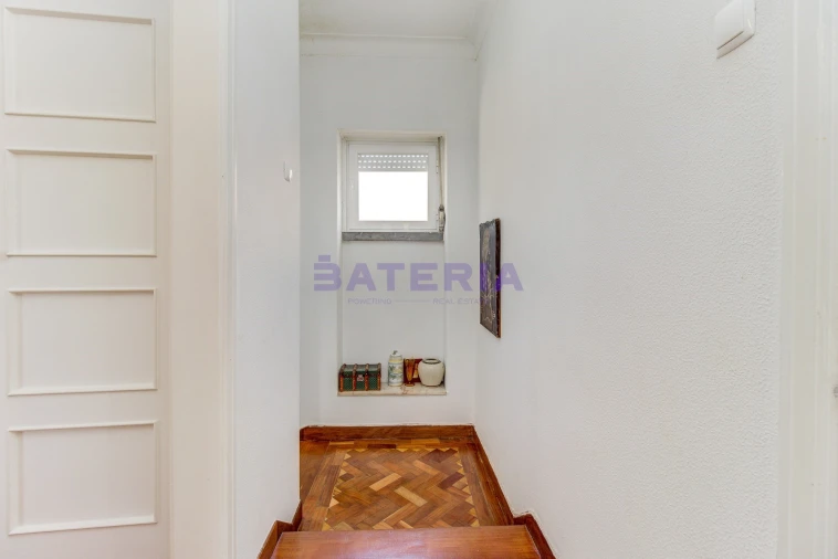 Moradia T5 para Venda em Algés, Linda-A-Velha e Cruz Quebrada-Dafundo Foto 16