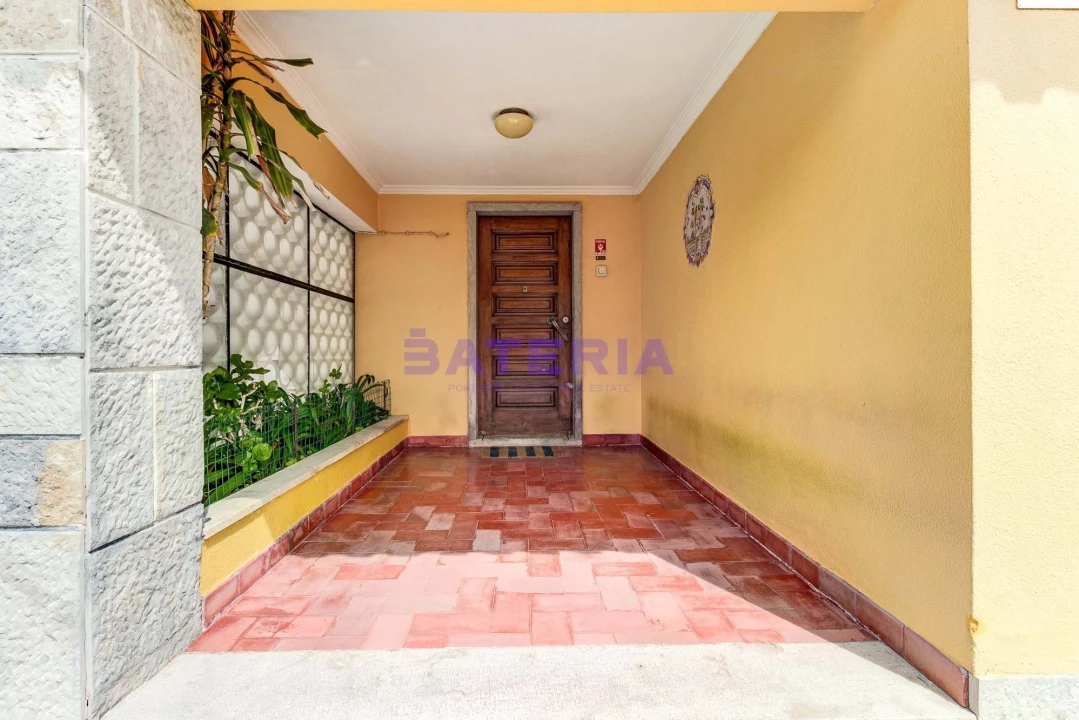 Moradia T5 para Venda em Algés, Linda-A-Velha e Cruz Quebrada-Dafundo Foto 35