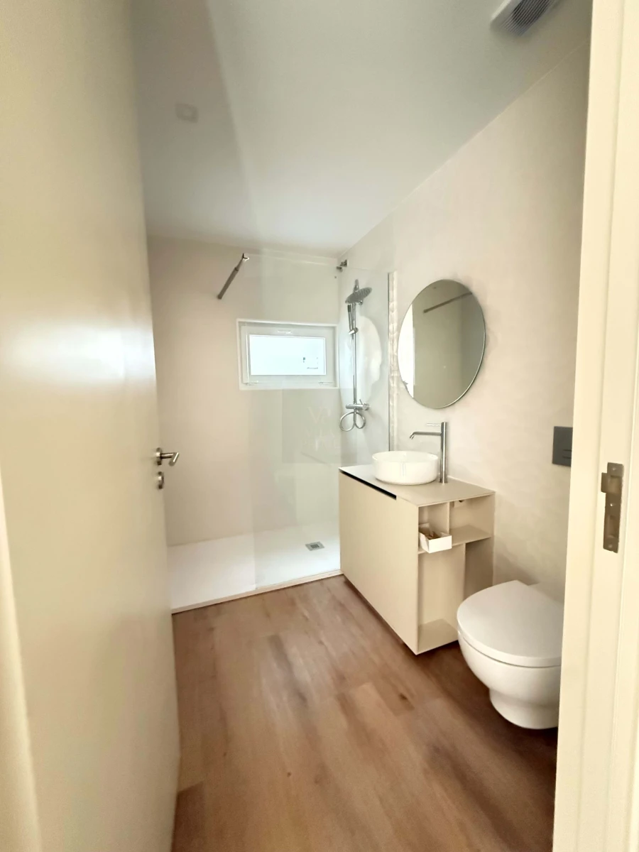 Apartamento T2 para Venda em Antas e Abade de Vermoim Foto 17