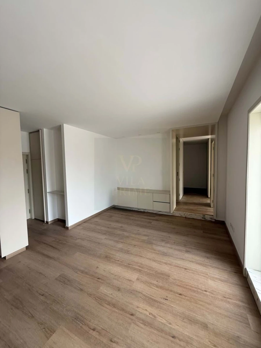 Apartamento T2 para Venda em Antas e Abade de Vermoim Foto 4