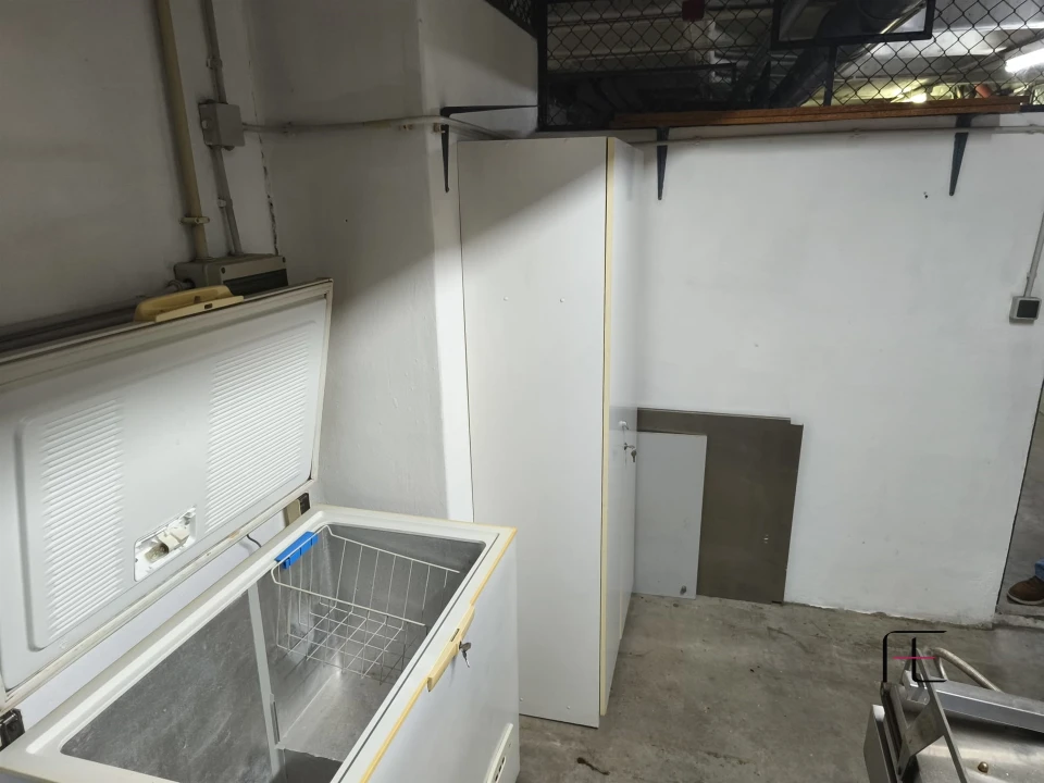 Negócio para Venda em Cidade da Maia Foto 16