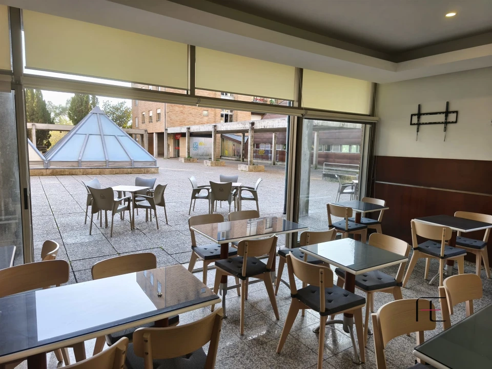 Negócio para Venda em Cidade da Maia Foto 1