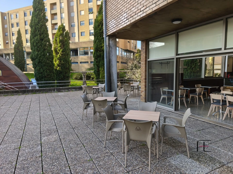 Negócio para Venda em Cidade da Maia Foto 10