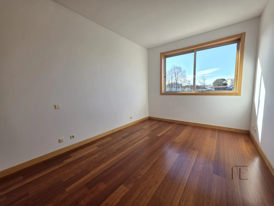 Apartamento T3 para Venda em Aguas Santas Foto 12