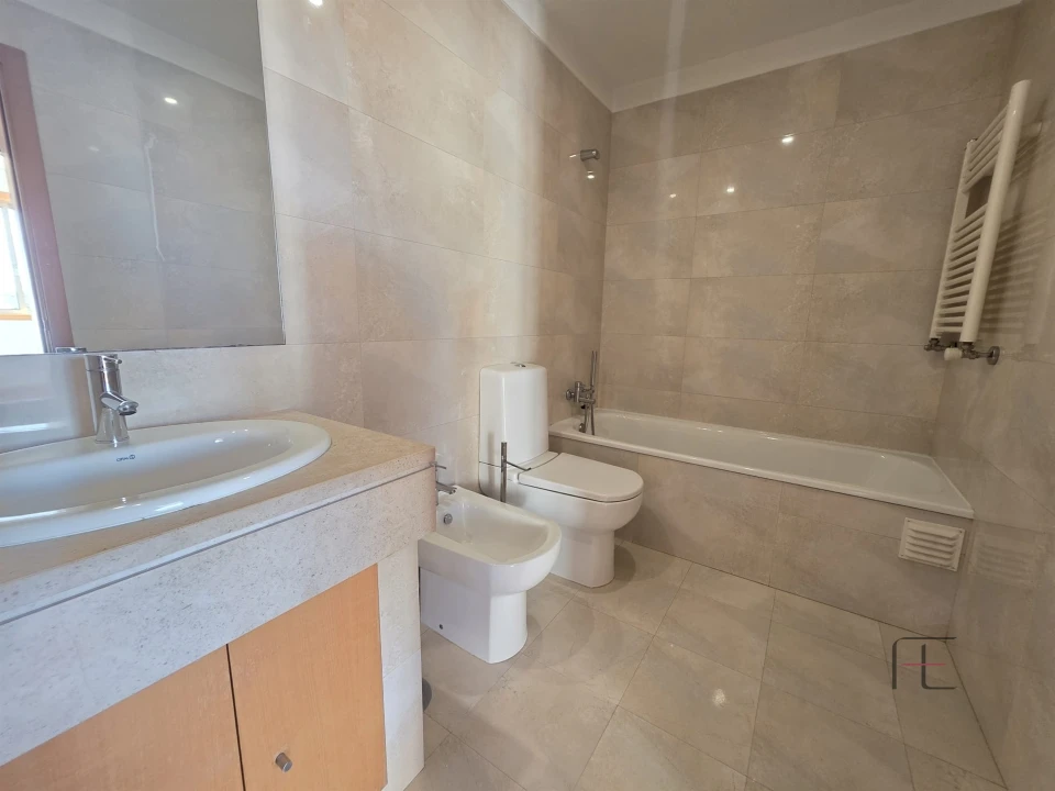 Apartamento T3 para Venda em Aguas Santas Foto 19
