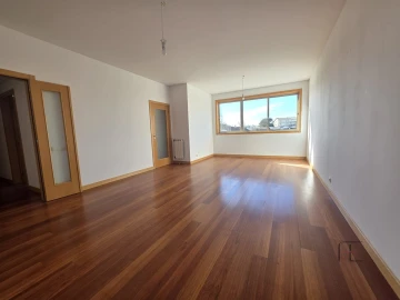 Apartamento T3 para Venda em Aguas Santas