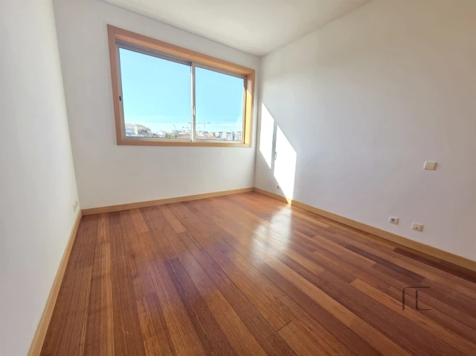 Apartamento T3 para Venda em Aguas Santas Foto 17