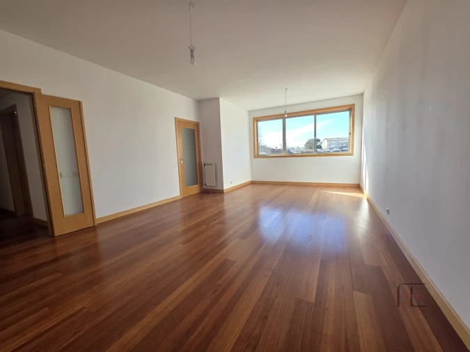 Apartamento T3 para Venda em Aguas Santas Foto 25