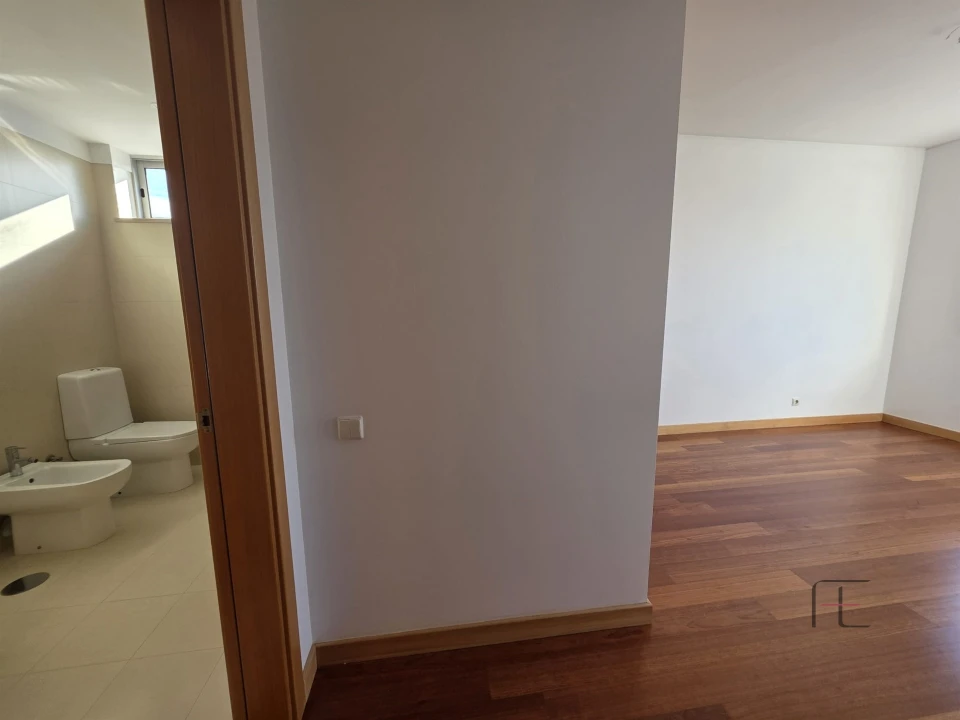 Apartamento T3 para Venda em Aguas Santas Foto 13