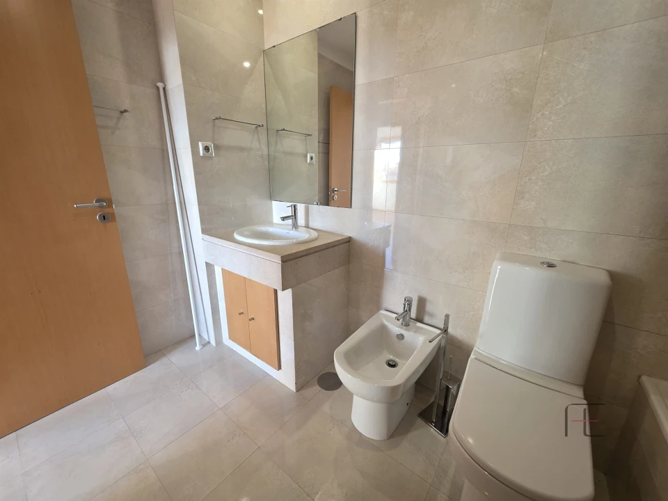Apartamento T3 para Venda em Aguas Santas Foto 23