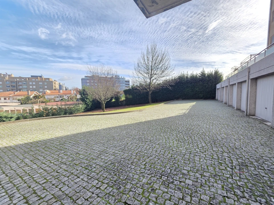 Apartamento T3 para Venda em Aguas Santas Foto 2