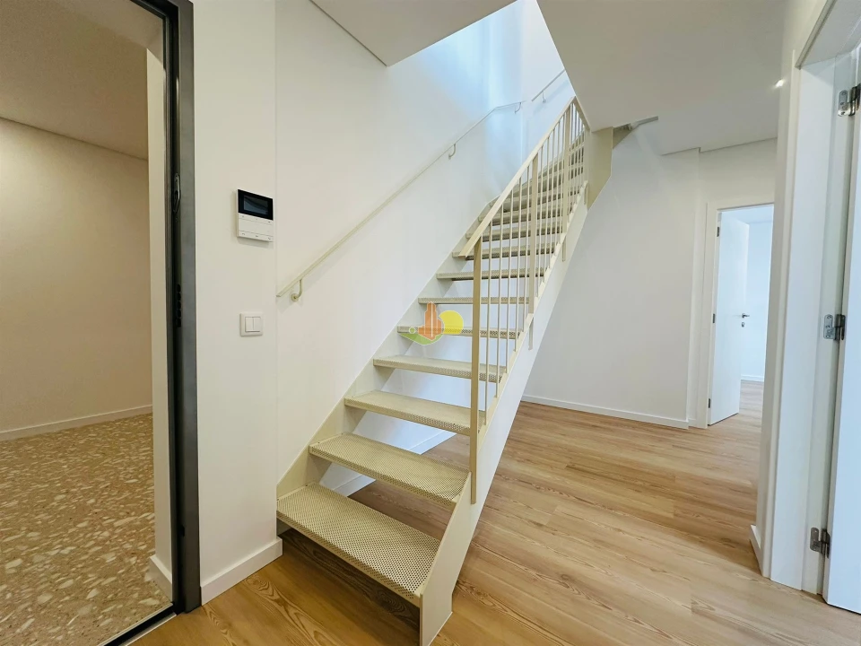 Apartamento T2 para Arrendamento em Buarcos Foto 2