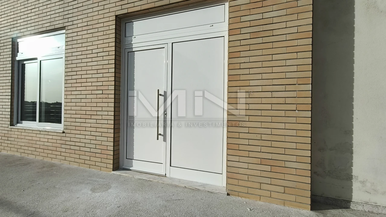 Apartamento T3 para Venda em Fânzeres e São Pedro da Cova Foto 37