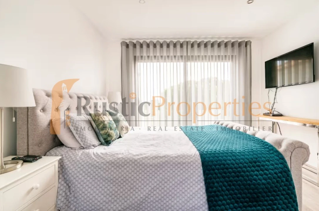 Moradia T3 para Venda em Almancil Foto 17