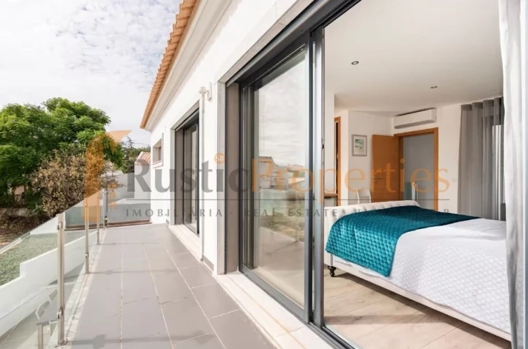 Moradia T3 para Venda em Almancil Foto 19