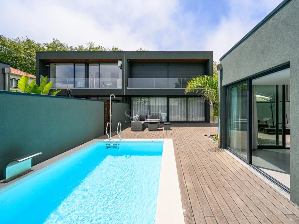 Moradia T3 para Arrendamento em Gulpilhares e Valadares Foto 1