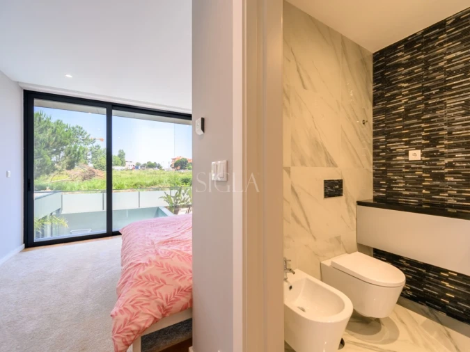 Moradia T3 para Arrendamento em Gulpilhares e Valadares Foto 29