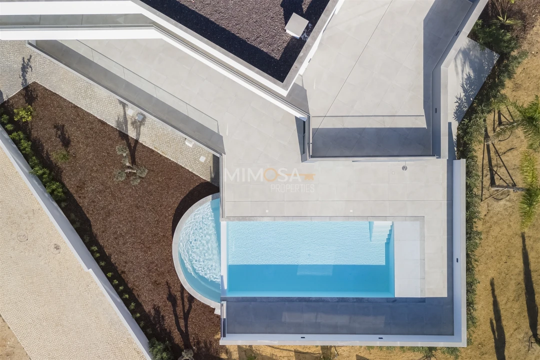 Moradia T5 para Venda em Lagos (São Sebastião e Santa Maria) Foto 61