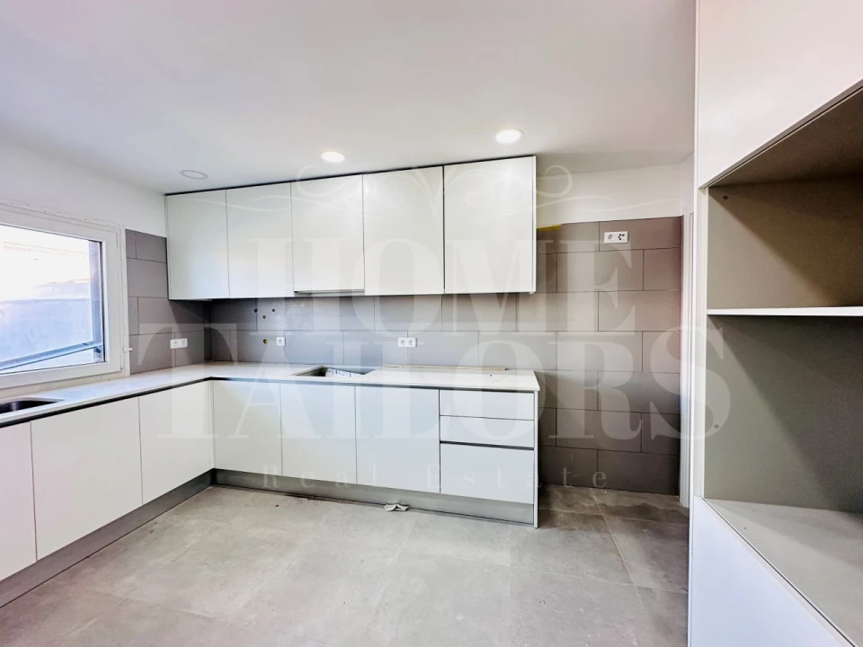 Moradia T3 para Venda em Encarnação Foto 19