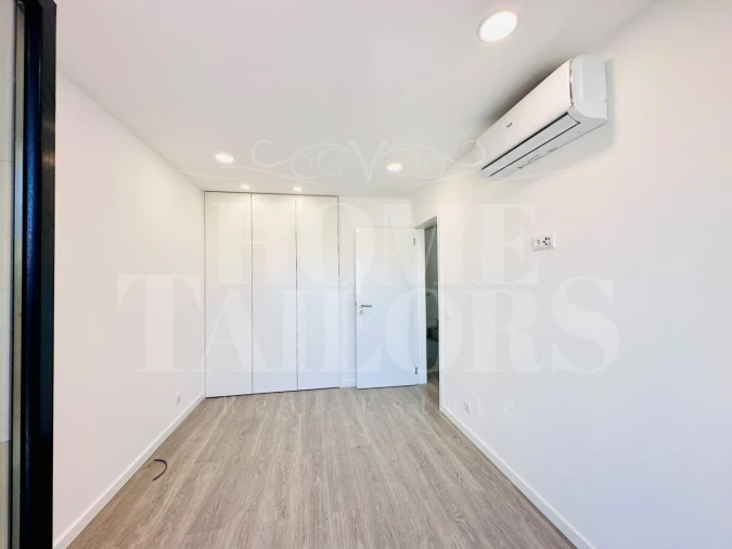 Moradia T3 para Venda em Encarnação Foto 26