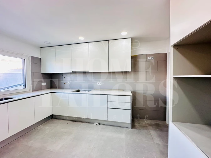 Moradia T3 para Venda em Encarnação Foto 19