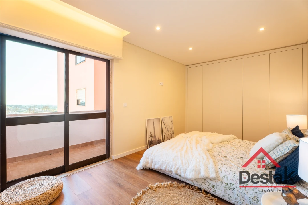 Apartamento T3 para Venda em Cacém e São Marcos Foto 17