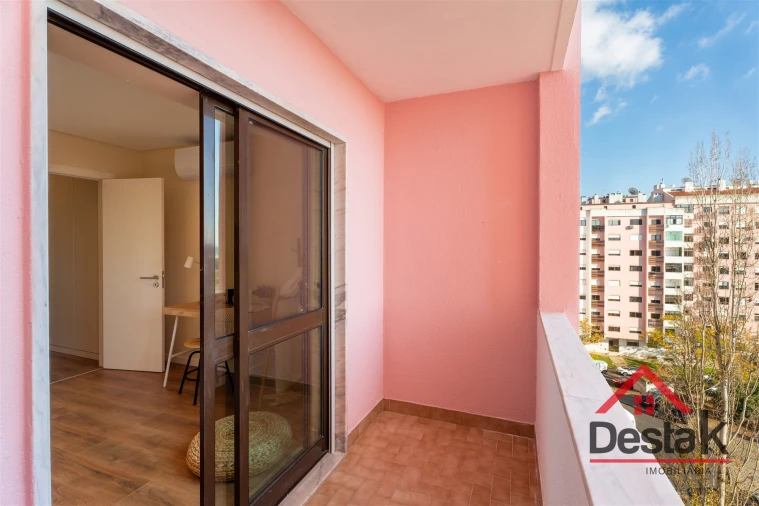 Apartamento T3 para Venda em Cacém e São Marcos Foto 21