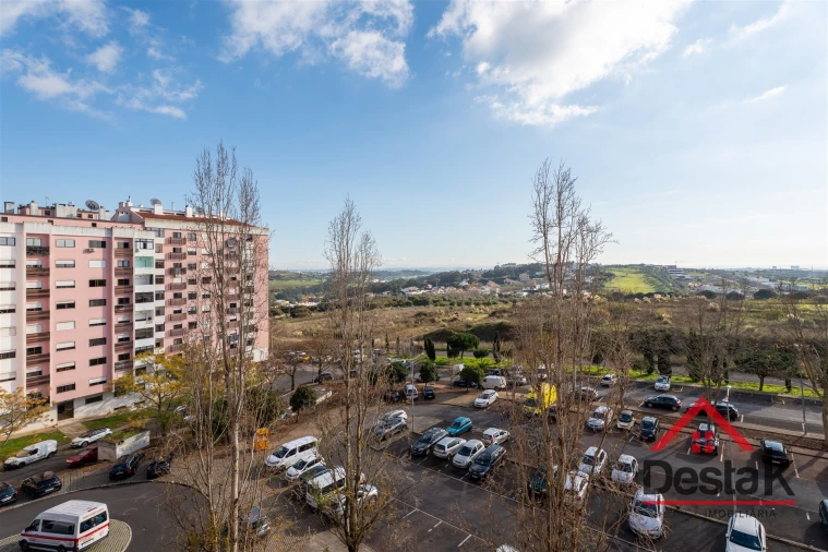 Apartamento T3 para Venda em Cacém e São Marcos Foto 22