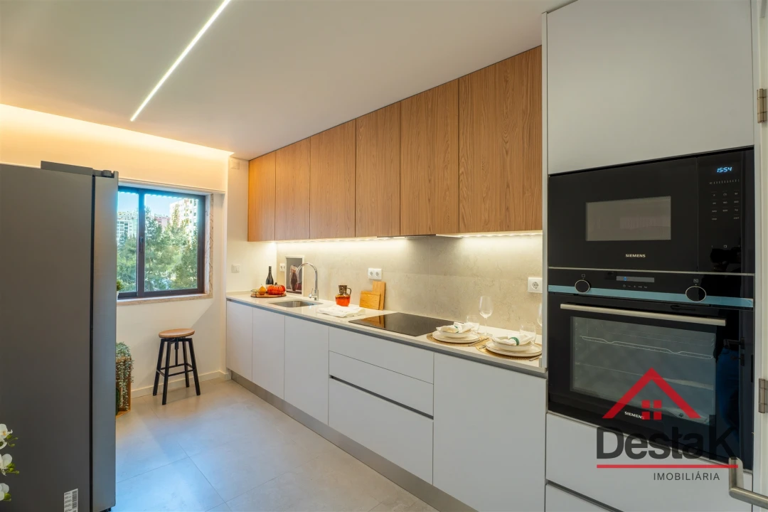 Apartamento T3 para Venda em Cacém e São Marcos Foto 9