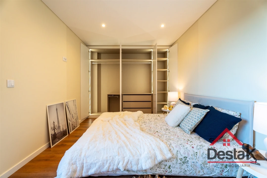 Apartamento T3 para Venda em Cacém e São Marcos Foto 18