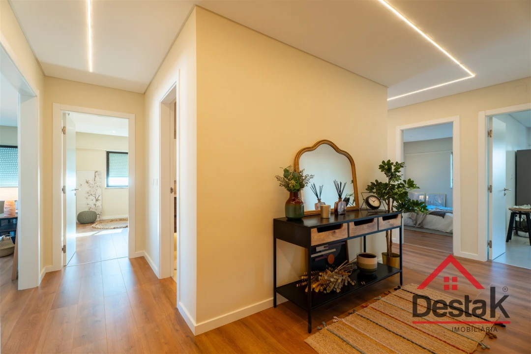 Apartamento T3 para Venda em Cacém e São Marcos Foto 33