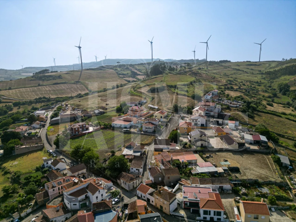 Moradia T2 para Venda em Santo Quintino Foto 13