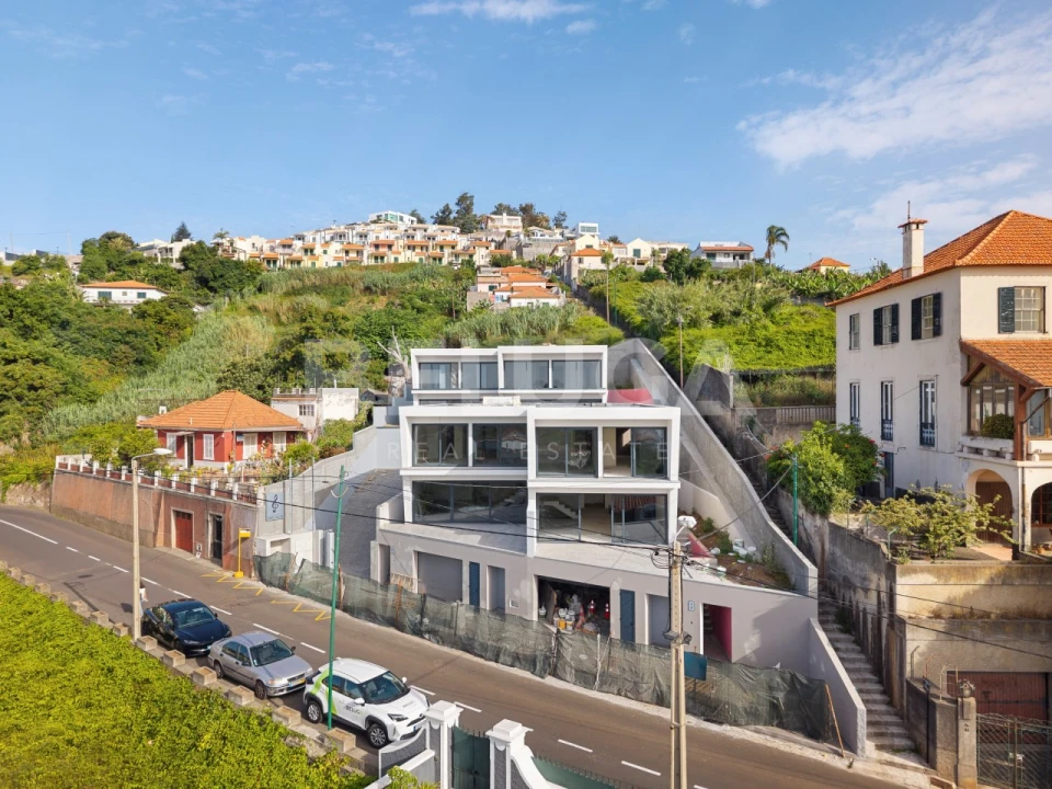 Moradia T3 para Venda em Santo Antonio Foto 31