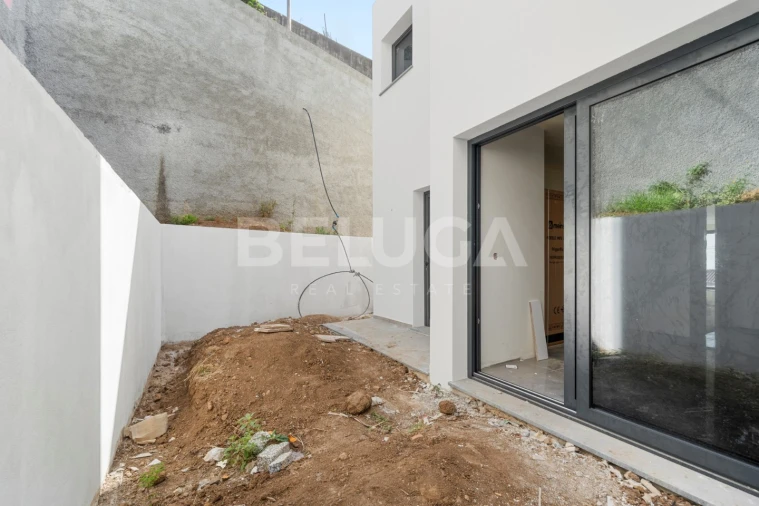 Moradia T3 para Venda em Santo Antonio Foto 15