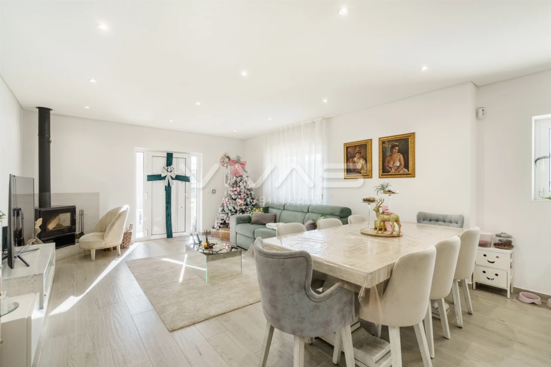 Moradia T4 para Venda em Apúlia e Fão Foto 9