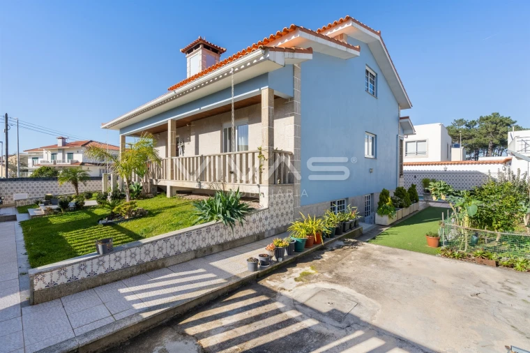 Moradia T4 para Venda em Apúlia e Fão Foto 3