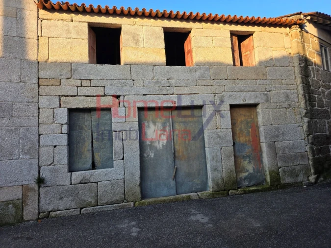 Moradia T3 para Venda em Silgueiros Foto 3