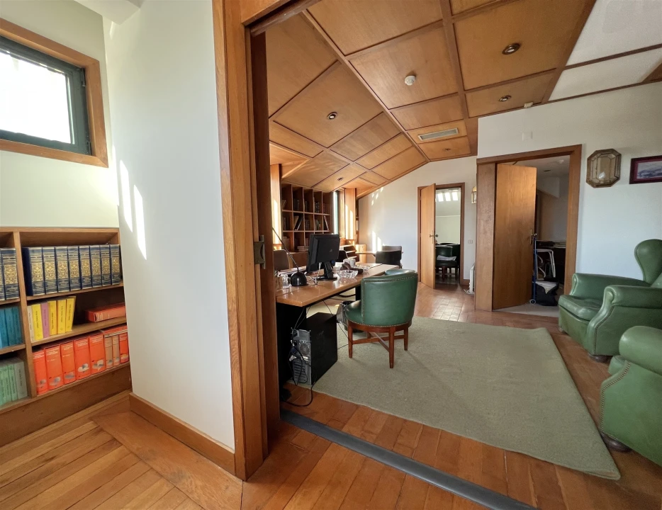 Escritório para Arrendamento em Lordelo do Ouro e Massarelos Foto 6