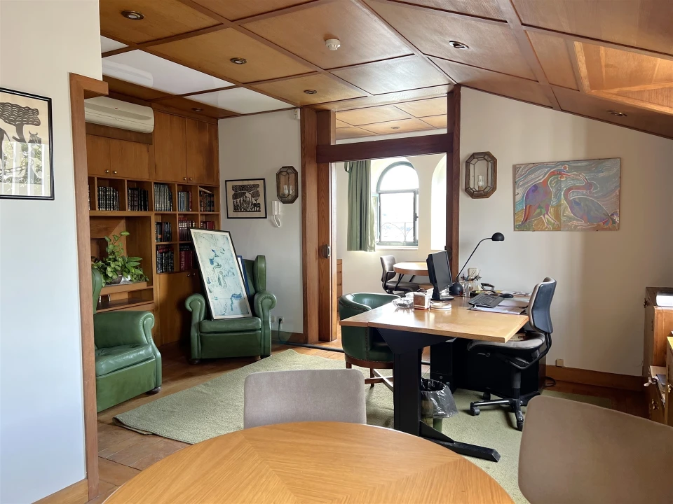 Escritório para Arrendamento em Lordelo do Ouro e Massarelos Foto 11