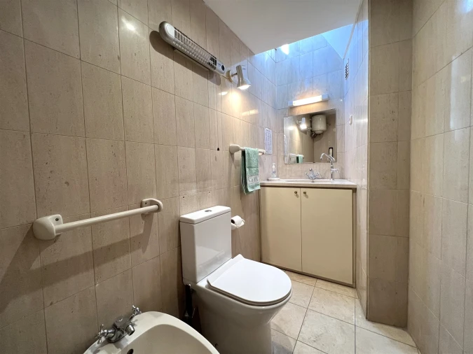 Escritório para Arrendamento em Lordelo do Ouro e Massarelos Foto 4