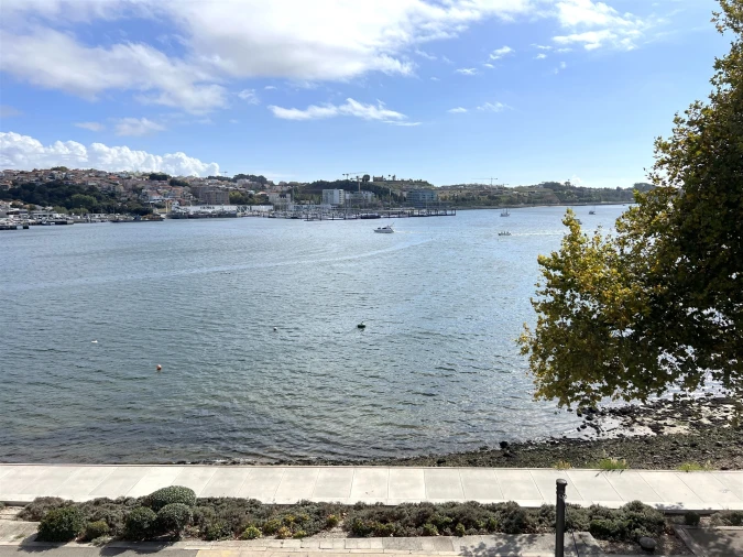 Escritório para Arrendamento em Lordelo do Ouro e Massarelos Foto 13